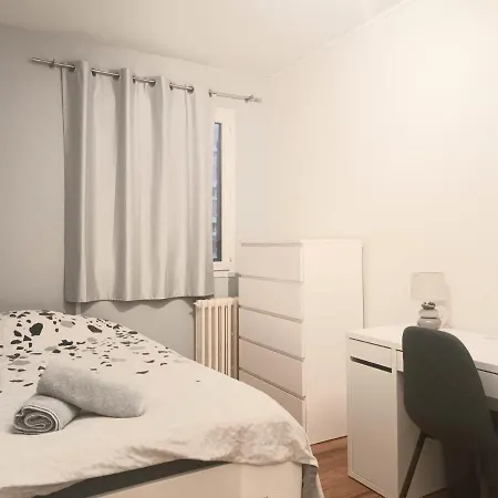 La Vallee, Spacieuse Maison 6 Chambres, Casa vacanze *