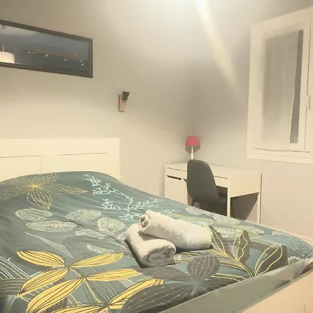 La Vallee, Spacieuse Maison 6 Chambres, Casa vacanze *