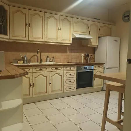 La Vallee, Spacieuse Maison 6 Chambres, Casa vacanze Le Havre