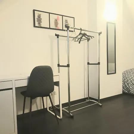 La Vallee, Spacieuse Maison 6 Chambres, Holiday home
