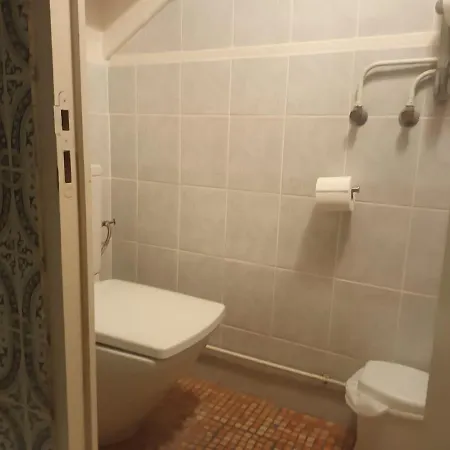 La Vallee, Spacieuse Maison 6 Chambres, Holiday home