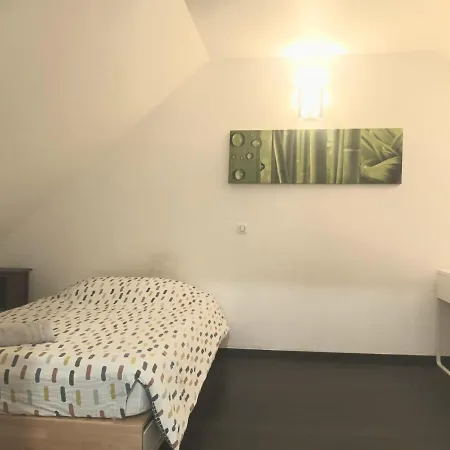 La Vallee, Spacieuse Maison 6 Chambres, Casa vacanze *