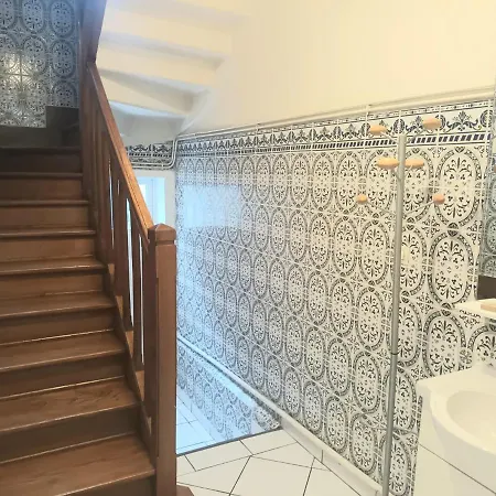 La Vallee, Spacieuse Maison 6 Chambres, *