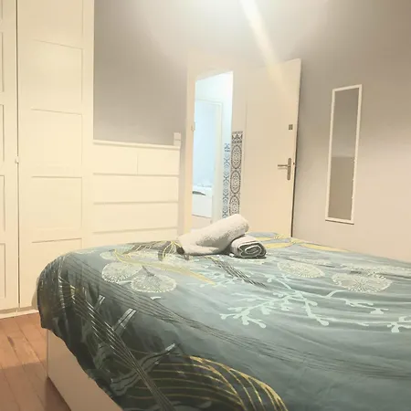 La Vallee, Spacieuse Maison 6 Chambres, *